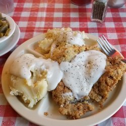 Montgomery Street Cafe - CFS, mashed potatoes w/ gravy & green beans. $8.50. Sent back, dry potatoes & the thin steak had too much breading.