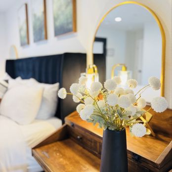New Haven Inn - Hotels Near Me - Solvang, California