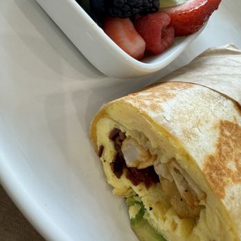Le Saint Honore - Breakfast burrito - Bakeries Near Me - Dana Point, California