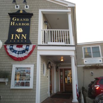 Grand Harbor Inn - Hotels Near Me - Camden, Maine Grand Harbor Inn - Hotels Near Me - Camden, Maine