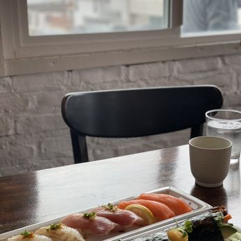 Fansea Sushi - Sushi Bars Near Me - Manhattan Beach, California