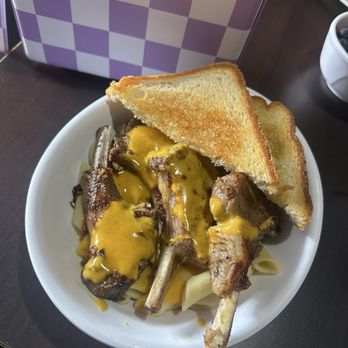 Mi Casa Su Cafe - Tacos Near Me - Milwaukee, Wisconsin