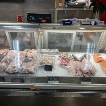 Oak Grove Market - Fresh chicken and seafood. - Delis Near Me - Decatur, Georgia