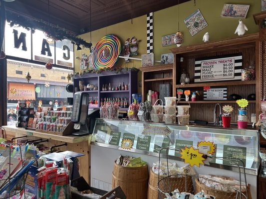 The Candy Vault by null