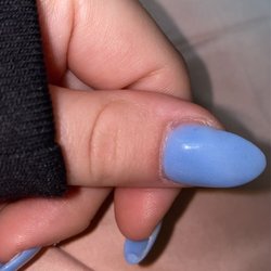Johnstown Nail Salon - Missing gaps of acrylic.