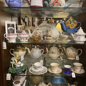 Dunn's Attic - Auction Houses Near Me - Ormond Beach, Florida