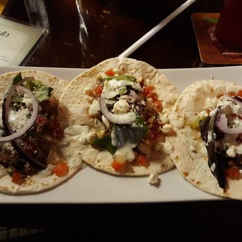 O'Huids Gaelic Pub - Off the starter 3 gyros - Irish Pub Near Me - Lancaster, Ohio