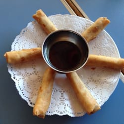 Peacock Palace Chinese Restaurant - Spring rolls