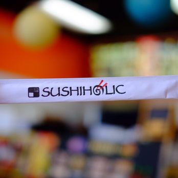 Sushiholic - Sushi Bars Near Me - La Mirada, California