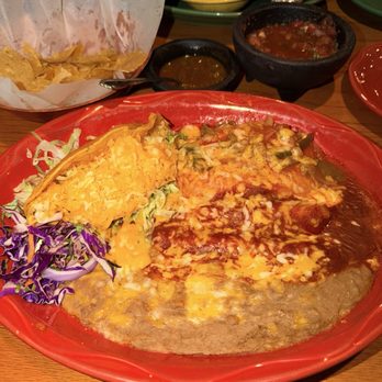 Las Casuelas Nuevas - 3 combo plate with taco, chile relleno, and enchilada - Mexican Near Me - Rancho Mirage, California Las Casuelas Nuevas - 3 combo plate with taco, chile relleno, and enchilada - Mexican Near Me - Rancho Mirage, California