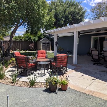 Golden Palm Landscape - a patio with chairs and a table - Landscaping Near Me - Danville, California