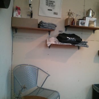 Devout Coffee - Coffee Roasteries Near Me - Fremont, California