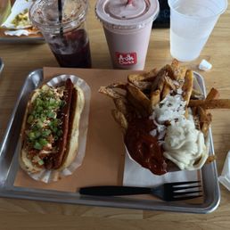 Kimchi Dog & Belgian Frites Kimchi Dog & Belgian Frites