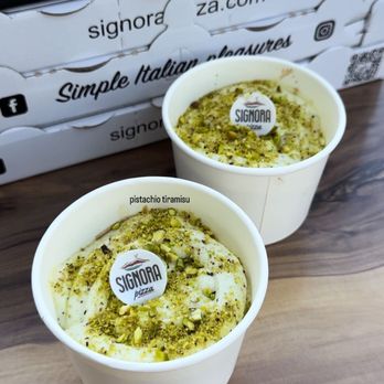 Signora Pizza - Pistachio tiramisu - Food Trucks Near Me - Las Vegas, Nevada