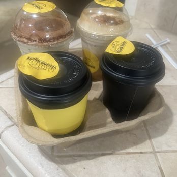 Yellow House - Cafes Near Me - Northridge, California Yellow House - Cafes Near Me - Northridge, California