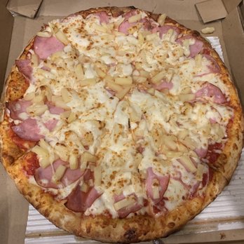Dalia's Pizza - Large Hawaiian Pizza with extra Canadian Bacon and Pineapple - Pizza Near Me - Corona, California