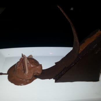 Artichoke Grill - Extreme Chocolate Cake - American Near Me - Scottsdale, Arizona