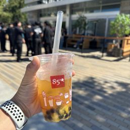 Mango Green Tea ICED MEDIUM Mango Green Tea ICED MEDIUM