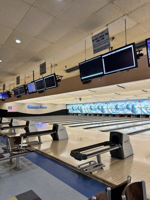 Westgate Lanes by null