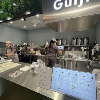 Guiji - Making your drinks - Bubble Tea Near Me - San Gabriel, California Guiji - Making your drinks - Bubble Tea Near Me - San Gabriel, California