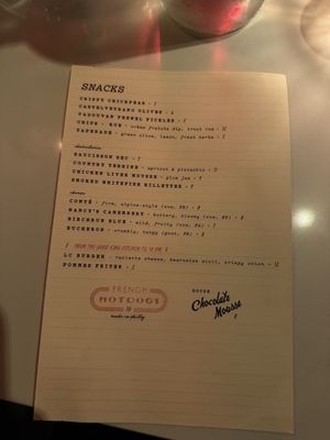 Le Caveau by null