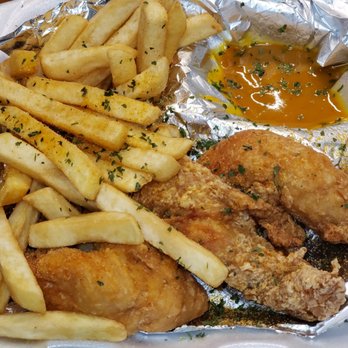 Smackin' Good Wings - Chicken strips were ok some cooked a little hard but the Carolina Gold Sauce definitely helped make them taste better! - Food Trucks Near Me Smackin' Good Wings - Chicken strips were ok some cooked a little hard but the Carolina Gold Sauce definitely helped make them taste better! - Food Trucks Near Me