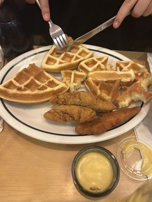 IHOP by null