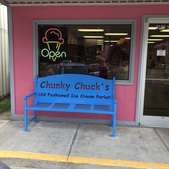 Southern Sweets - blue bench - Ice Cream & Frozen Yogurt Near Me - Columbus, Mississippi