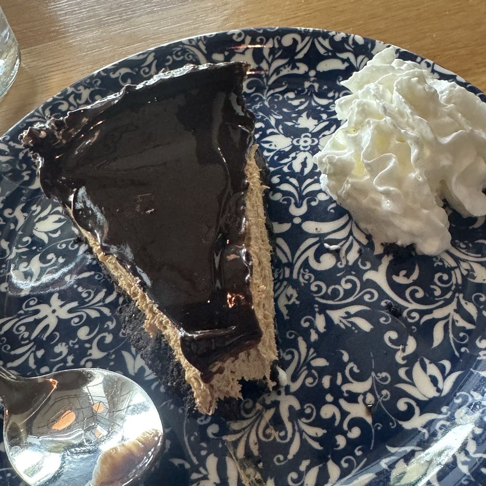 Tupelo Honey Southern Kitchen & Bar - Mud pie - New American Near Me - Frisco, Texas Tupelo Honey Southern Kitchen & Bar - Mud pie - New American Near Me - Frisco, Texas