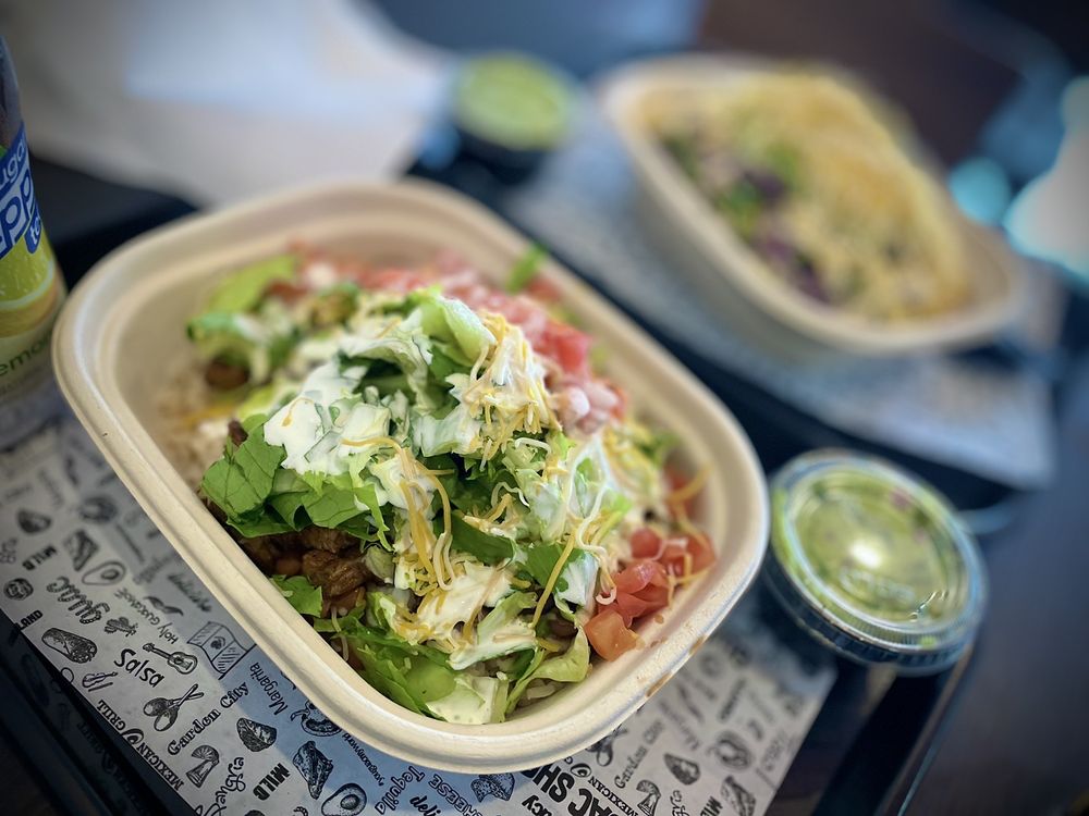 GUAC SHOP MEXICAN GRILL Updated August 2024 60 Photos & 38 Reviews