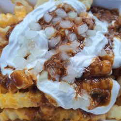 Del Taco - Deluxe chili cheese fries, no tomato