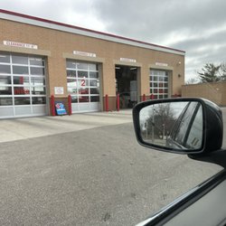 Woodman's Gas and Lube East