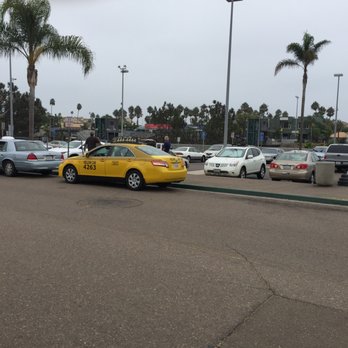 Yellow Cab - cab driver verbally assaulted woman with child in car seat at Solana Beach transit station, 28 September 2018, about 10 AM - Taxis Near Me - San Diego, California