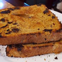 Blueberry Hill Breakfast Cafe - Raisin toast