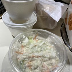 Royal Halal - Coleslaw, mashed potatoes and buns