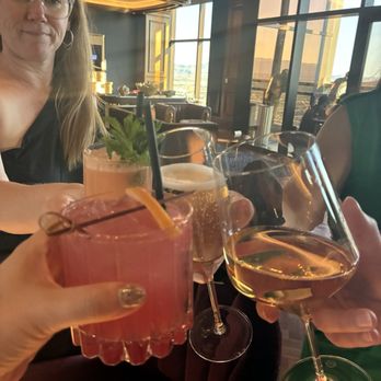 Alle on 66 - Lounges Near Me - Las Vegas, Nevada