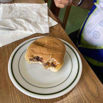 Schoolhouse Kitchen - Hamburger- juicy & yummy, tender- yes you should order one. - American Near Me - Oldtown, Maryland Schoolhouse Kitchen - Hamburger- juicy & yummy, tender- yes you should order one. - American Near Me - Oldtown, Maryland