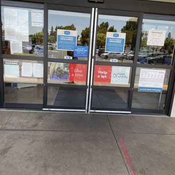 PetSmart - Pet Stores Near Me - Fresno, California PetSmart - Pet Stores Near Me - Fresno, California