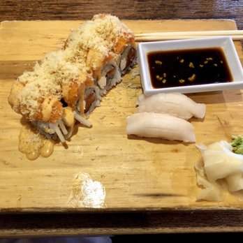 Fuji Japanese Restaurant - Double Salmon Roll and White Tuna Nigiri - Sushi Bars Near Me - Longview, Texas