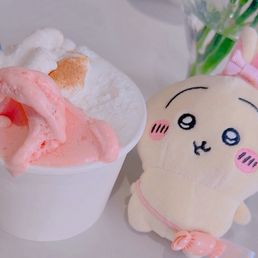 Strawberry and honey lavender gelato Strawberry and honey lavender gelato