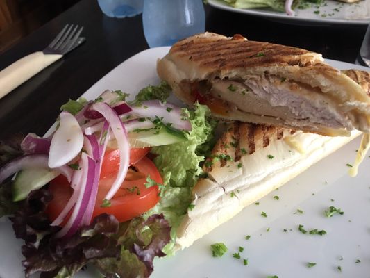 Cahersiveen Restaurants | Camo's by null