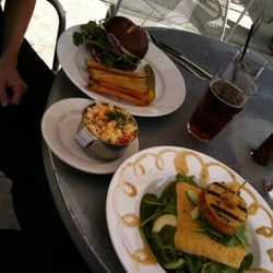 Stack'd Burger Bar - Portabello Stack, Mac'n'Cheese and Popay's Stack'd salad