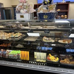 Kneaders Bakery & Cafe - Pastries and beverages