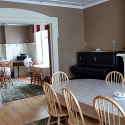 The Sonata Inn - Breakfast area