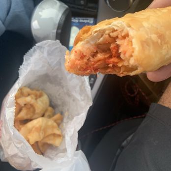 Ling Ling Chinese Restaurant - Crab ragoun and an egg roll! - Cantonese Near Me - Buffalo, New York