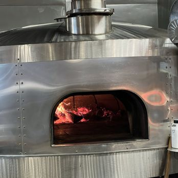 Sebago Brewing Company - pizza oven - Breweries Near Me - Gorham, Maine