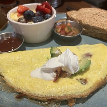First Watch - Bacado® Omelet w/ Fresh fruit & Toast - Breakfast & Brunch Near Me - Pittsburgh, Pennsylvania First Watch - Bacado® Omelet w/ Fresh fruit & Toast - Breakfast & Brunch Near Me - Pittsburgh, Pennsylvania