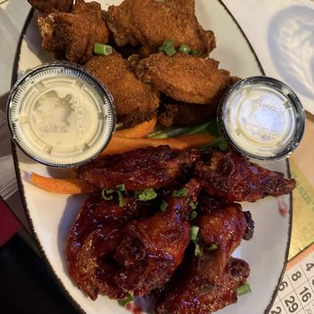 6th Alley Bar & Grill - Wings - Bars Near Me - Dillon, Colorado