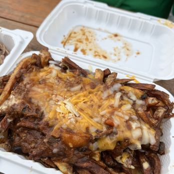 Bearded One BBQ - Chili Cheese Fries - Food Trucks Near Me - Monroe Township, New Jersey