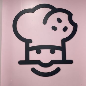 Crumbl - Chelsea - Bakeries Near Me - New York, New York
